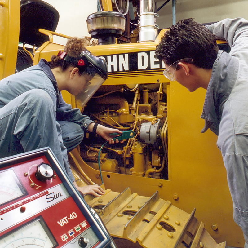 Day in the life of a Heavy Mechanical Trade student